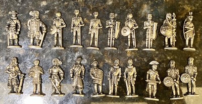 kinder surprise metal soldiers